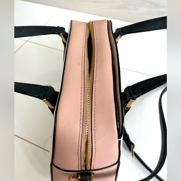 Authentic Kate Spade cross body bag. Pink, white and black. - Picture 5 of 7